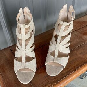 Unisa Strappy Heels. Beige. Size 9